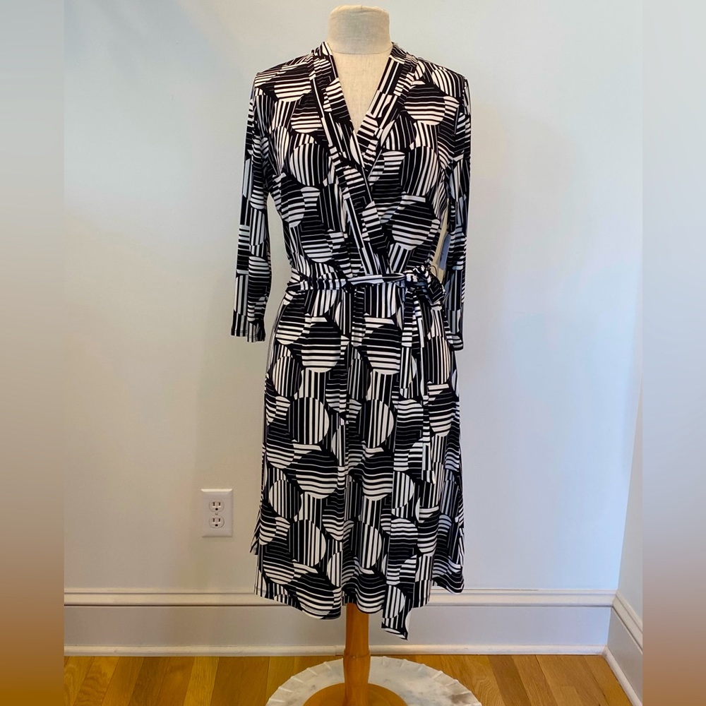 Liz Claiborne Womens Jersey Dress Black White Retro Pattern / Size L / NWT